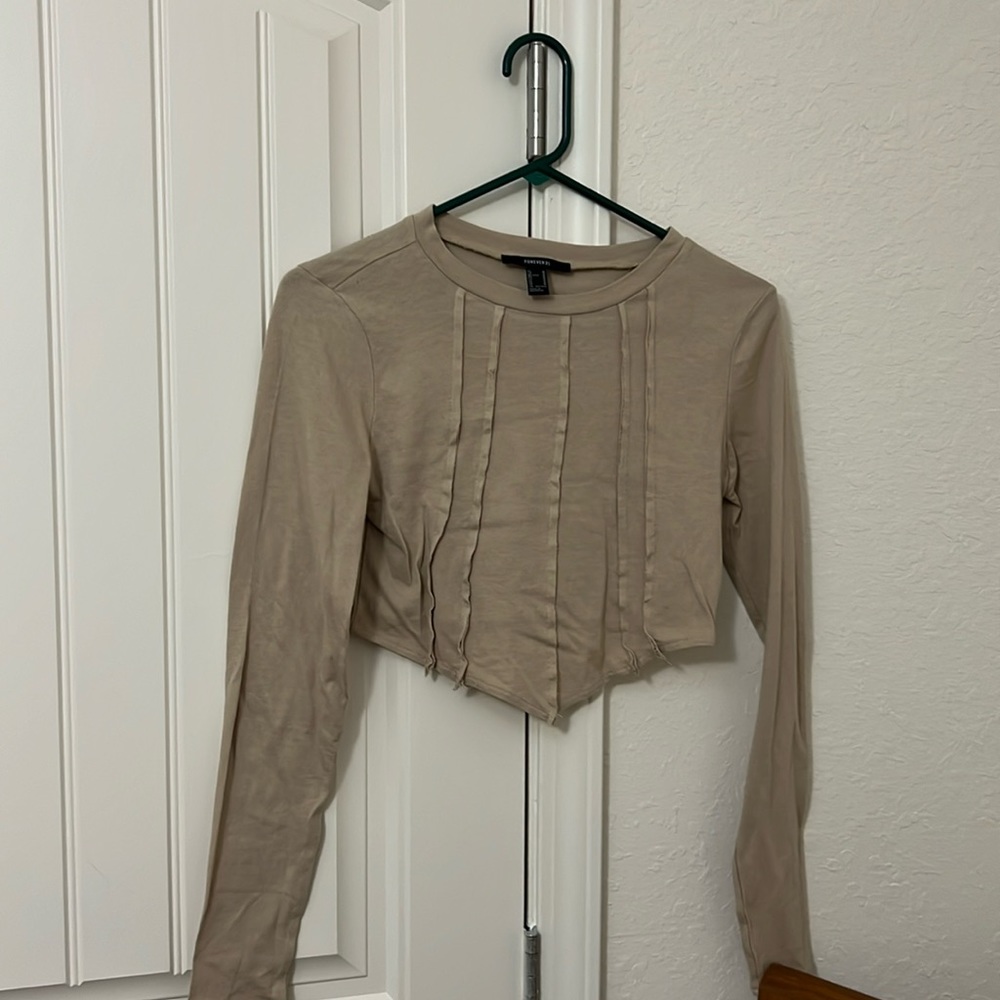 Forever 21 cropped shirt